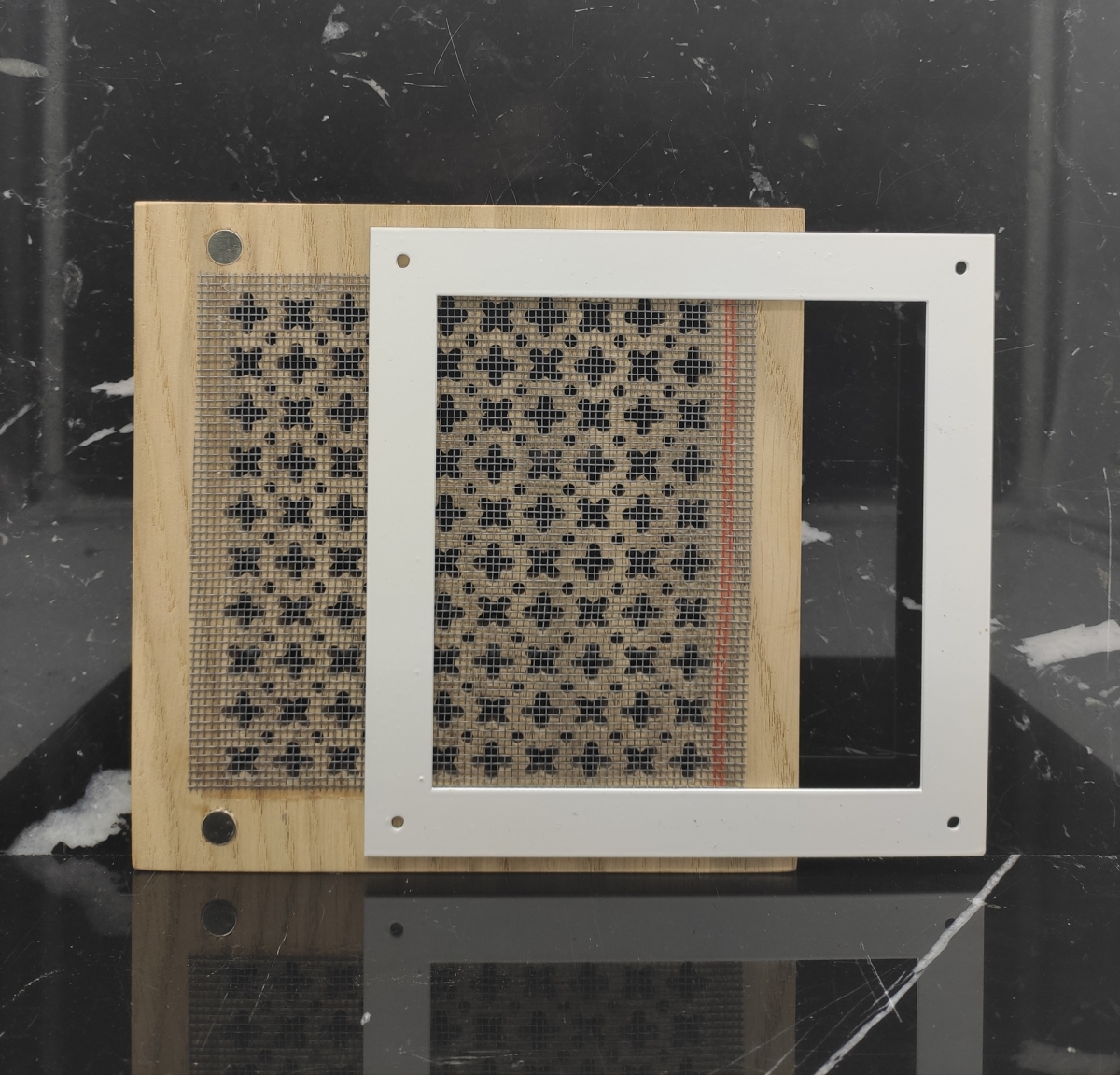 Решетка декоративная деревянная на магнитах Пересвет К-24 150х150мм